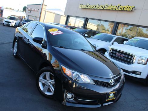 Used 2013 Toyota Camry SE FWD image 30