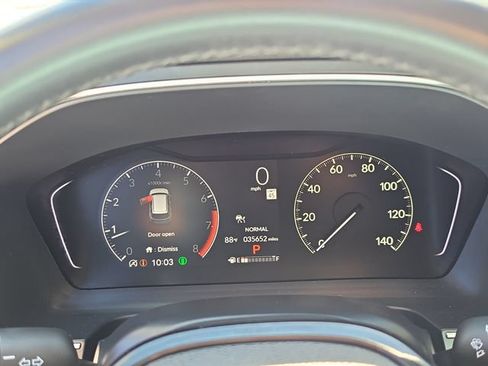Used 2025 Honda Pilot Touring image 34