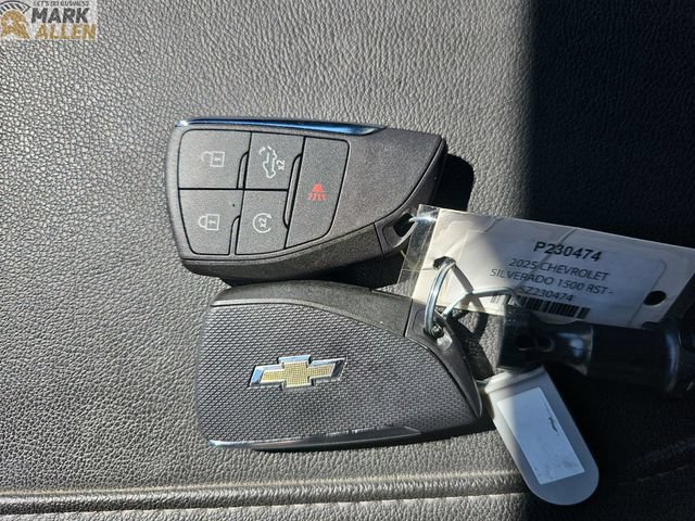 Used 2025 Chevrolet Silverado 1500 RST AWD/4WD image 34