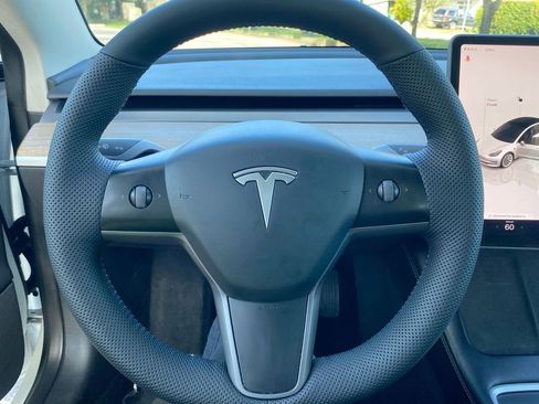 Used 2022 Tesla Model 3 Long Range image 17
