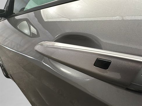 Certified 2024 Hyundai Elantra Blue image 7