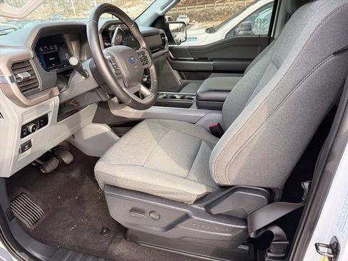 Used 2024 Ford F150 XLT w/ Mobile Office Package image 7
