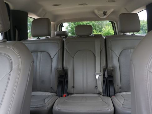 Used 2020 Ford Expedition Max Limited AWD/4WD image 10