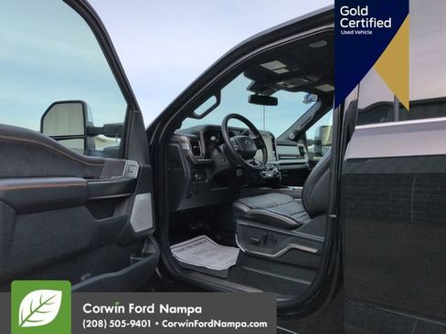 Certified 2024 Ford F350 Platinum w/ FX4 Off-Road Package AWD/4WD image 11
