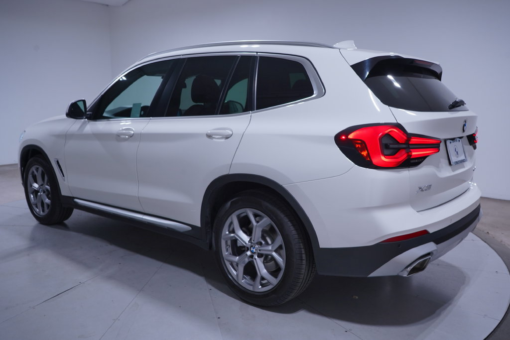 Used 2023 BMW X3 sDrive30i w/ Convenience Package RWD image 3