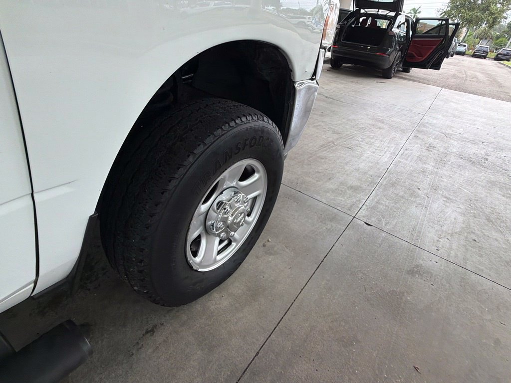 Used 2024 RAM 2500 Tradesman w/ Chrome Appearance Group AWD/4WD image 26