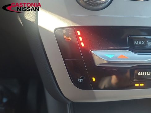 Used 2022 Ford Explorer XLT w/ Equipment Group 202A image 44