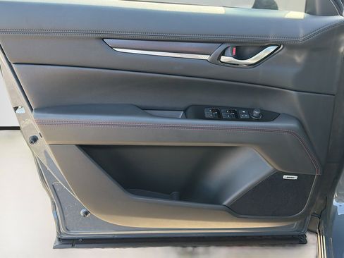 Used 2025 MAZDA CX-5 Carbon Edition image 22