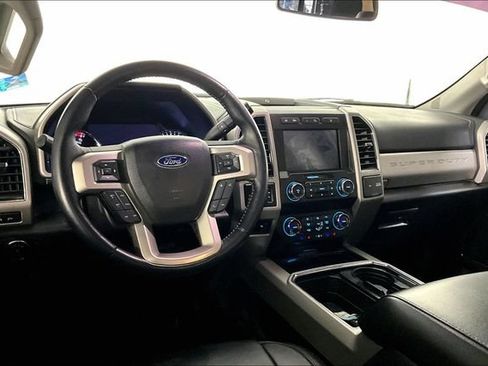 Used 2021 Ford F250 Lariat AWD/4WD image 4
