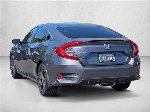 Used 2019 Honda Civic Sport image 8