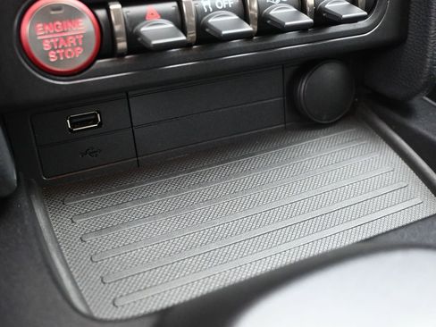 Used 2022 Ford Mustang Shelby GT500 w/ Carbon Fiber Track Pack image 16