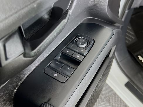 Certified 2025 Toyota Tacoma SR w/ SR Upgrade Package image 17