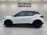 Used 2023 Nissan Kicks SR w/ SR Premium Package image 6