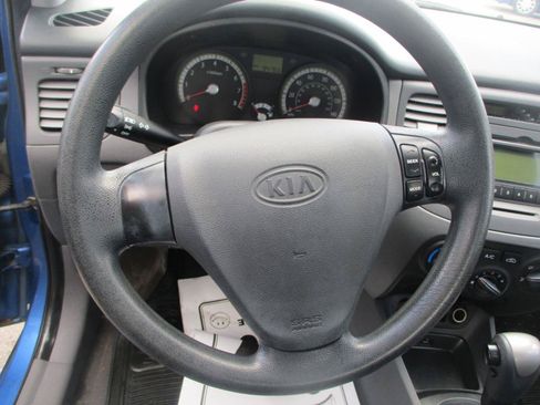Used 2009 Kia Rio LX w/ PWR Pkg FWD image 12