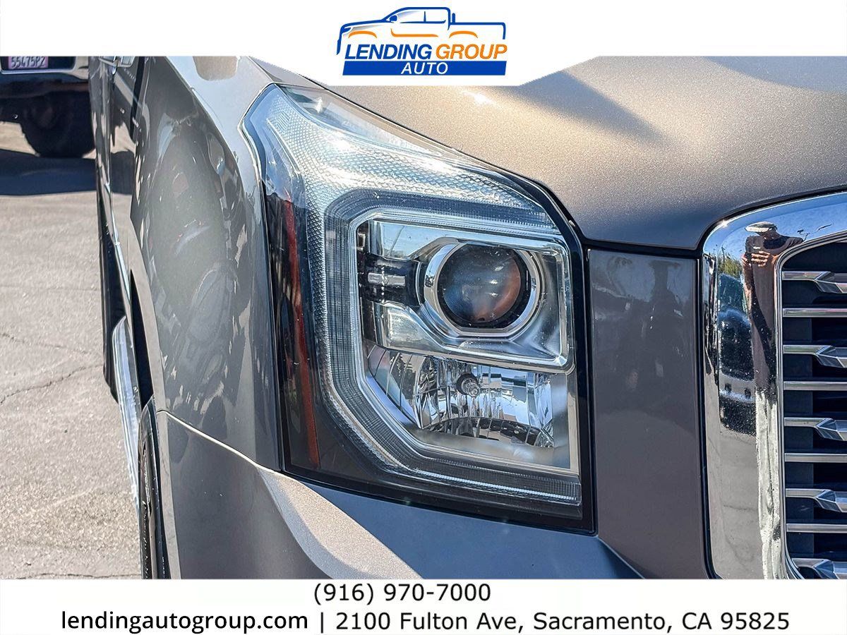 Used 2019 GMC Yukon XL Denali AWD/4WD image 7
