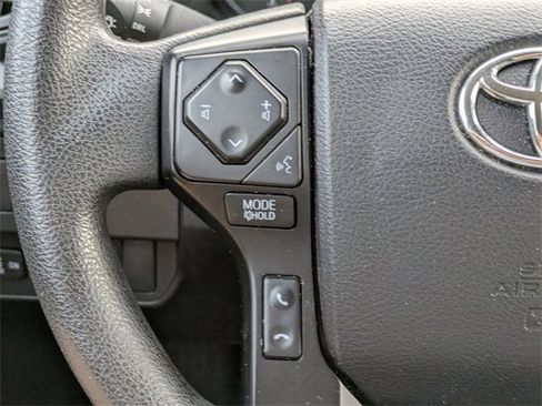 Used 2022 Toyota Tacoma SR image 27