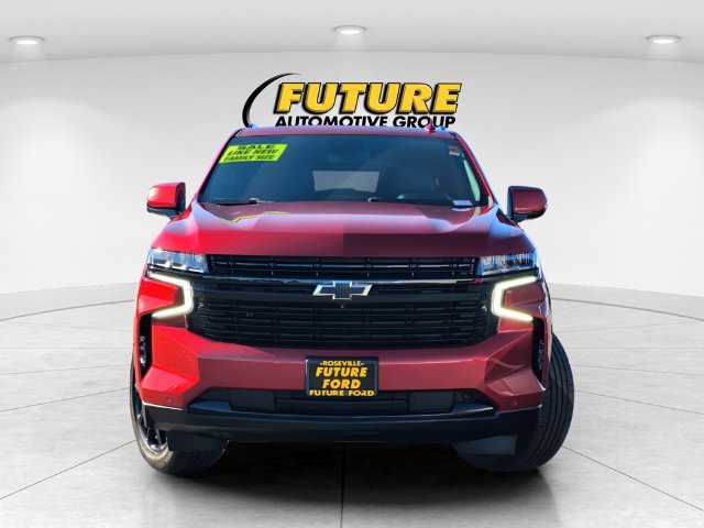 Used 2023 Chevrolet Suburban RST w/ Sport Performance Package AWD/4WD image 2