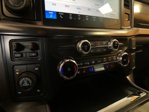 Used 2025 Ford F150 Lariat w/ Equipment Group 502A High AWD/4WD image 17
