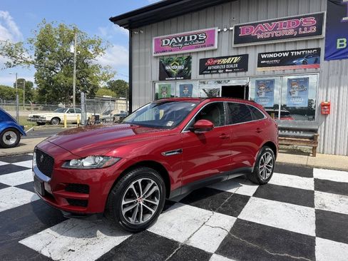 Used 2019 Jaguar F-PACE Premium AWD/4WD image 2