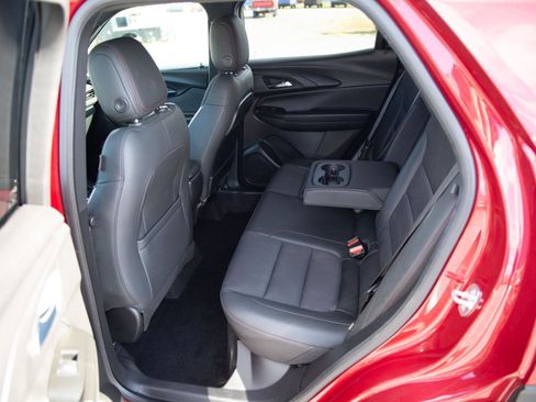 Used 2021 Chevrolet TrailBlazer RS w/ Convenience Package image 23