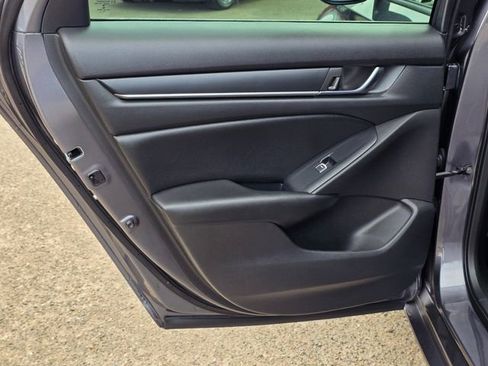 Used 2020 Honda Accord Sport image 19