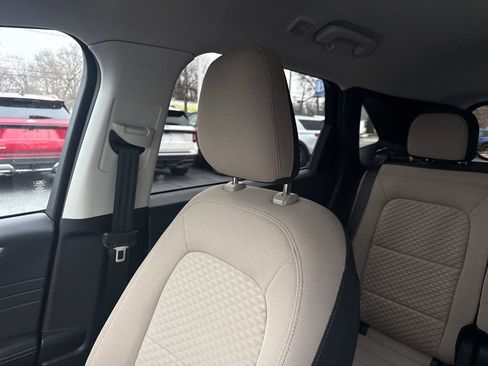 Used 2022 Ford Escape SE w/ Convenience Package image 37