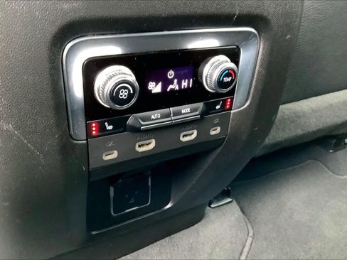 Used 2023 GMC Yukon XL Denali w/ Denali Reserve Package image 37