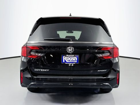 Certified 2025 Honda Odyssey Sport-L image 6