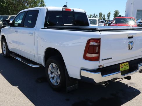 Used 2023 RAM 1500 Laramie AWD/4WD image 5