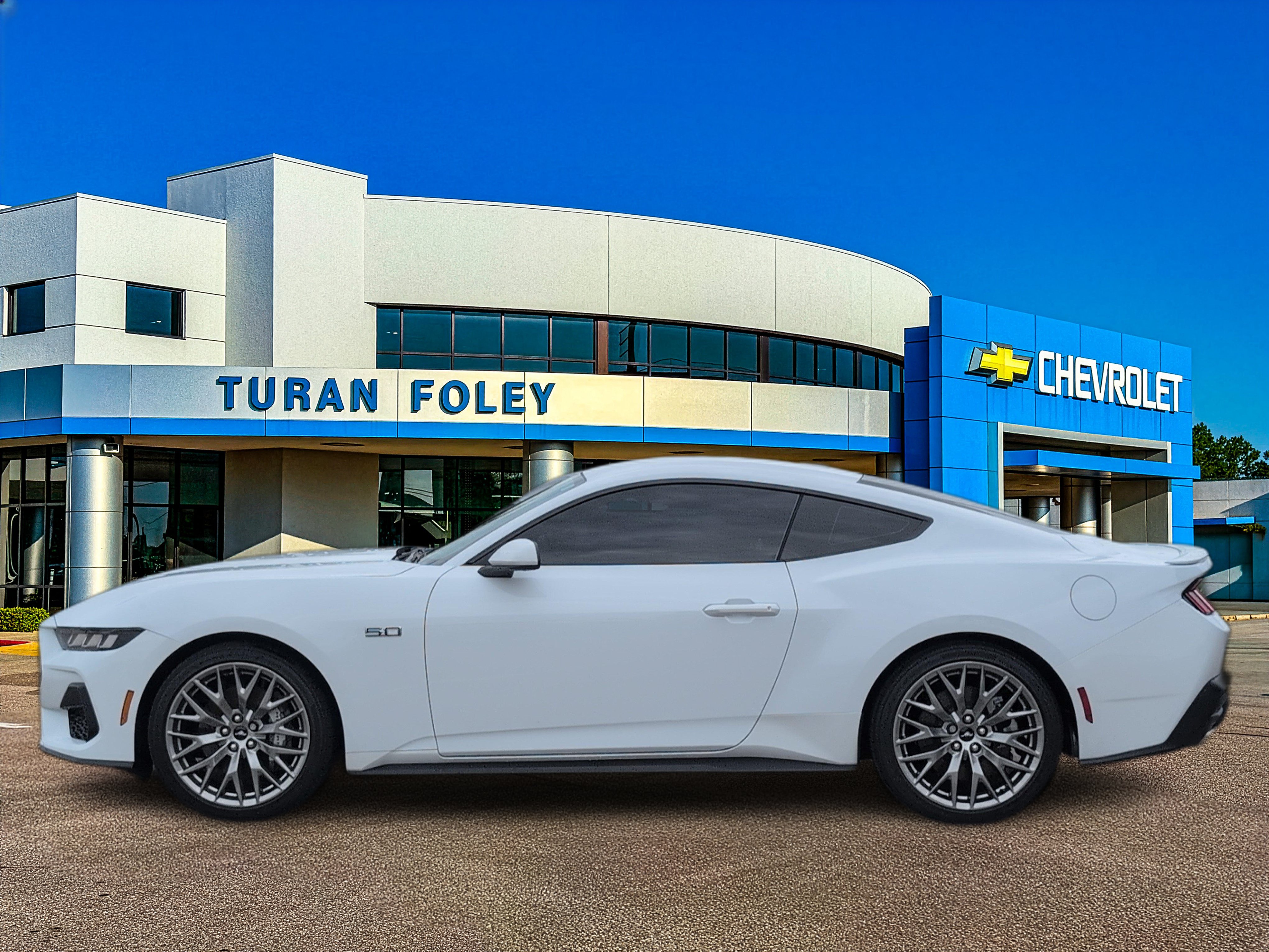 Used 2024 Ford Mustang GT Premium RWD image 2