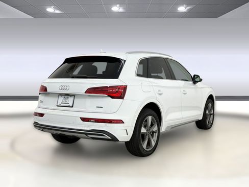 Certified 2023 Audi Q5 Premium w/ Premium Plus Package AWD/4WD image 9
