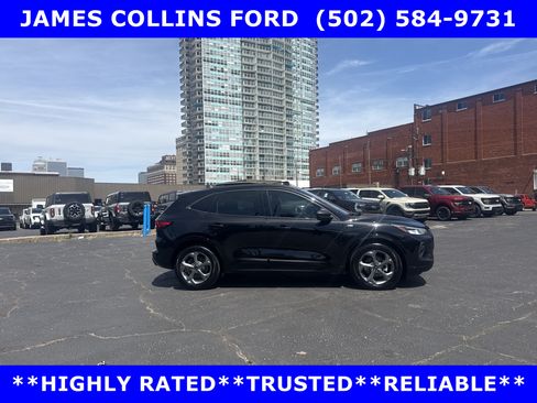 Certified 2023 Ford Escape ST-Line w/ Equipment Group 301A FWD image 5