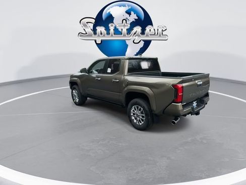 Used 2025 Toyota Tacoma 4x4 Double Cab image 6