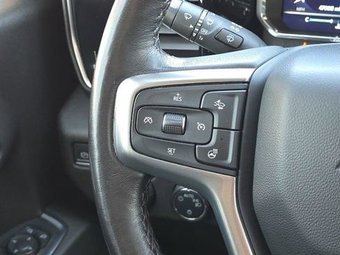 Used 2023 Chevrolet Silverado 1500 LT AWD/4WD image 39