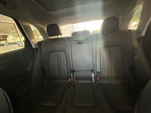 Used 2023 Audi Q5 2.0T Premium w/ Convenience Package image 13