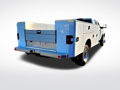 New 2026 RAM 5500 Tradesman w/ Chrome Appearance Group image 7
