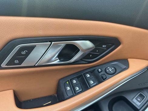 Used 2023 BMW 330i xDrive Sedan w/ Premium Package image 8