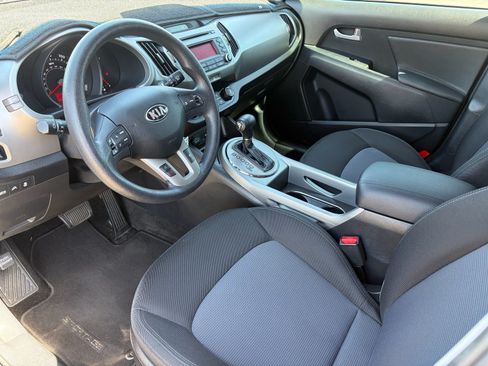 Used 2015 Kia Sportage LX FWD image 11
