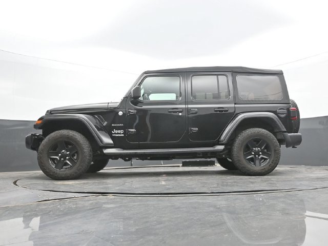 Used 2018 Jeep Wrangler Unlimited Sahara w/ Safety Group AWD/4WD image 53