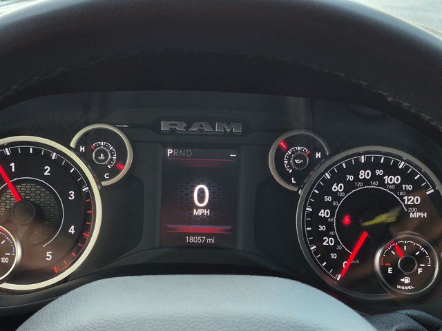 Used 2025 RAM 2500 Big Horn AWD/4WD image 10