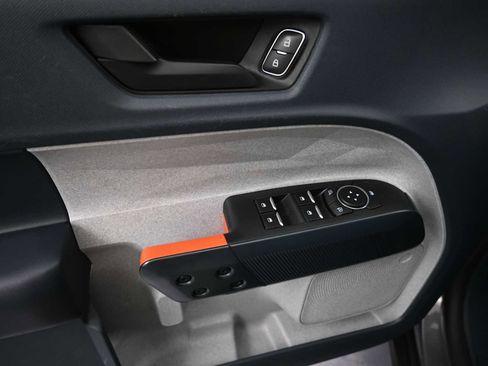 Used 2023 Ford Maverick XLT w/ XLT Luxury Package image 17