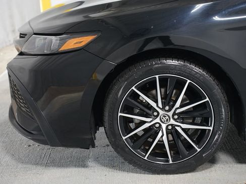 Certified 2024 Toyota Camry SE image 5