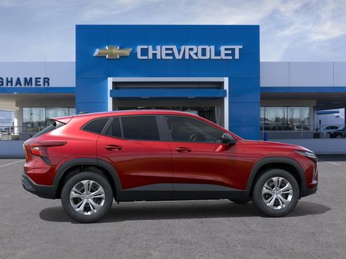 New 2026 Chevrolet Trax LS FWD image 29