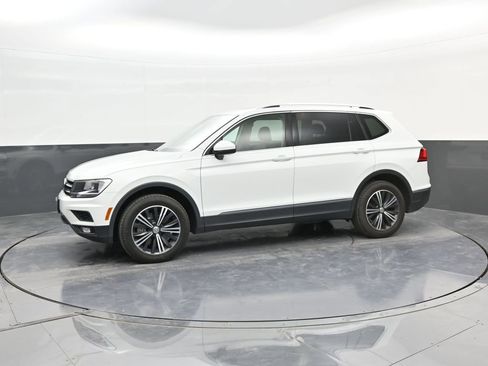 Used 2019 Volkswagen Tiguan SEL AWD/4WD image 4