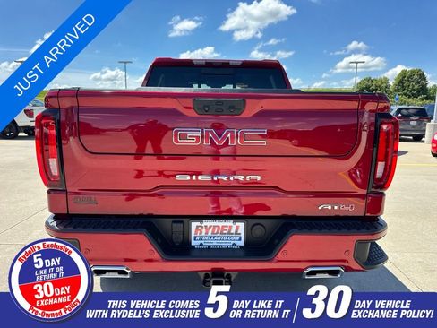 Used 2023 GMC Sierra 1500 AT4 w/ Technology Package AWD/4WD image 31