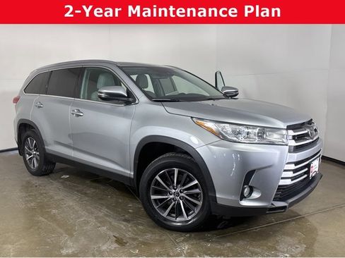 Used 2019 Toyota Highlander XLE image 1