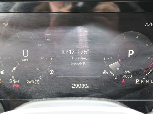 Used 2025 GMC Yukon Denali image 39