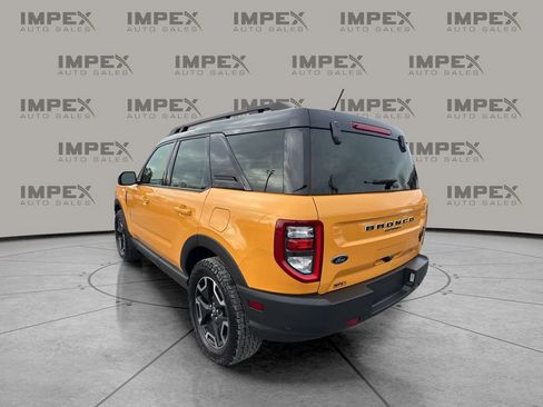 Used 2022 Ford Bronco Sport Outer Banks w/ Tech Package image 3