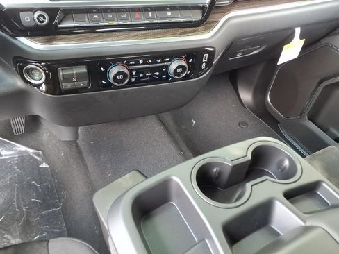 New 2026 Chevrolet Silverado 1500 LT AWD/4WD image 19