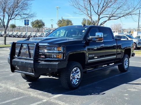 Used 2017 Chevrolet Silverado 2500 LTZ w/ Duramax Plus Package image 4
